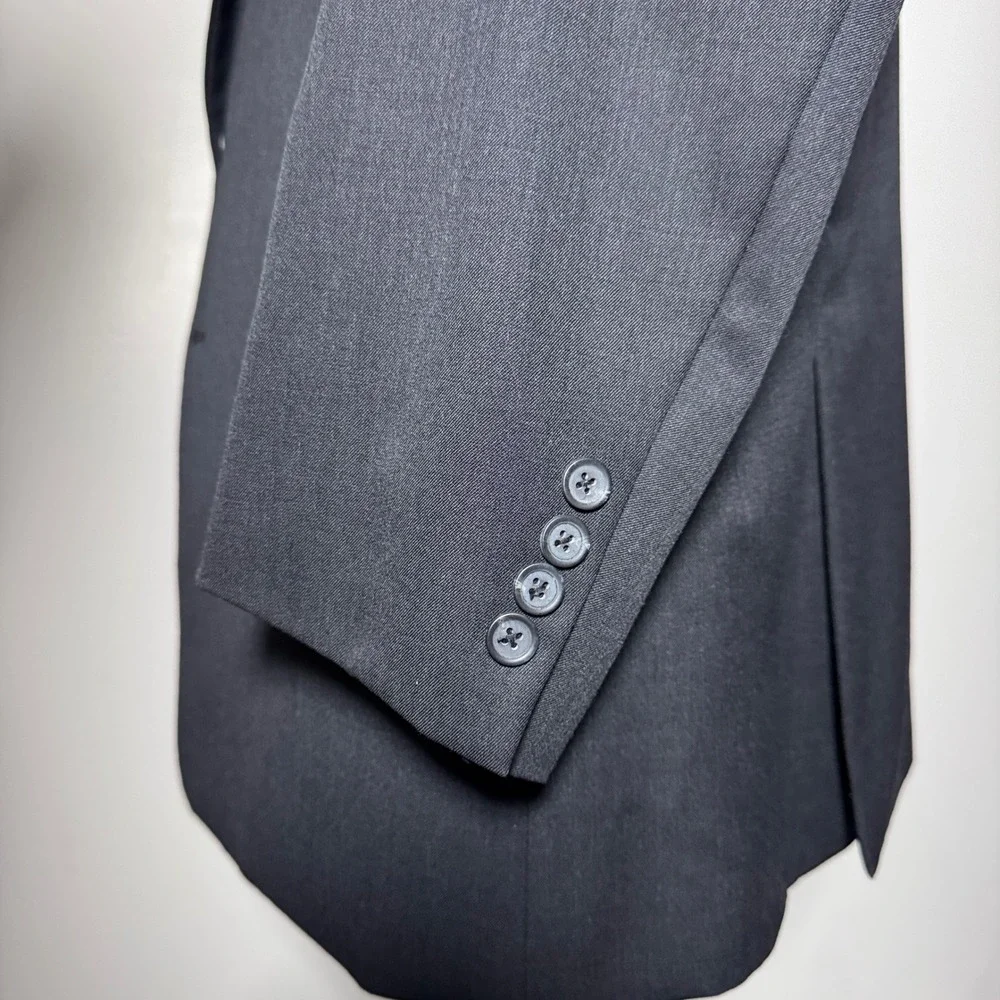 Pronto Uomo Suit Mens 46S 40x27 Charcoal Grey Solid Wool Executive Fit 2-Piece